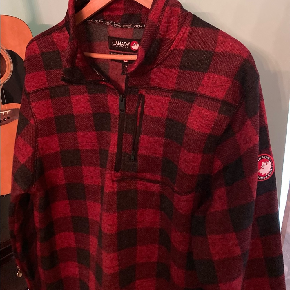 Canada  🇨🇦 brand pullover